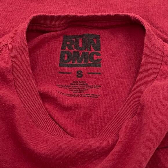Run DMC Red Tee Men’s S 80s Hip Hop Music Graphic NWOT - Picture 4 of 8